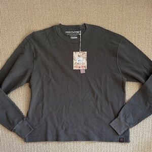 Mens Free Planet waffle tee shirt